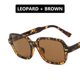 Square Sunglasses Women 2022 Luxury Brand Designer New Retro Clear Yellow Sun Glasses Men Vintage Rivet Shades for Women