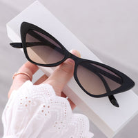 Vintage Cat Eye Sunglasses Small Frame Retro Sunglasses UV400 Protection Eyewear Fashion Trendy Streetwear Eyewear